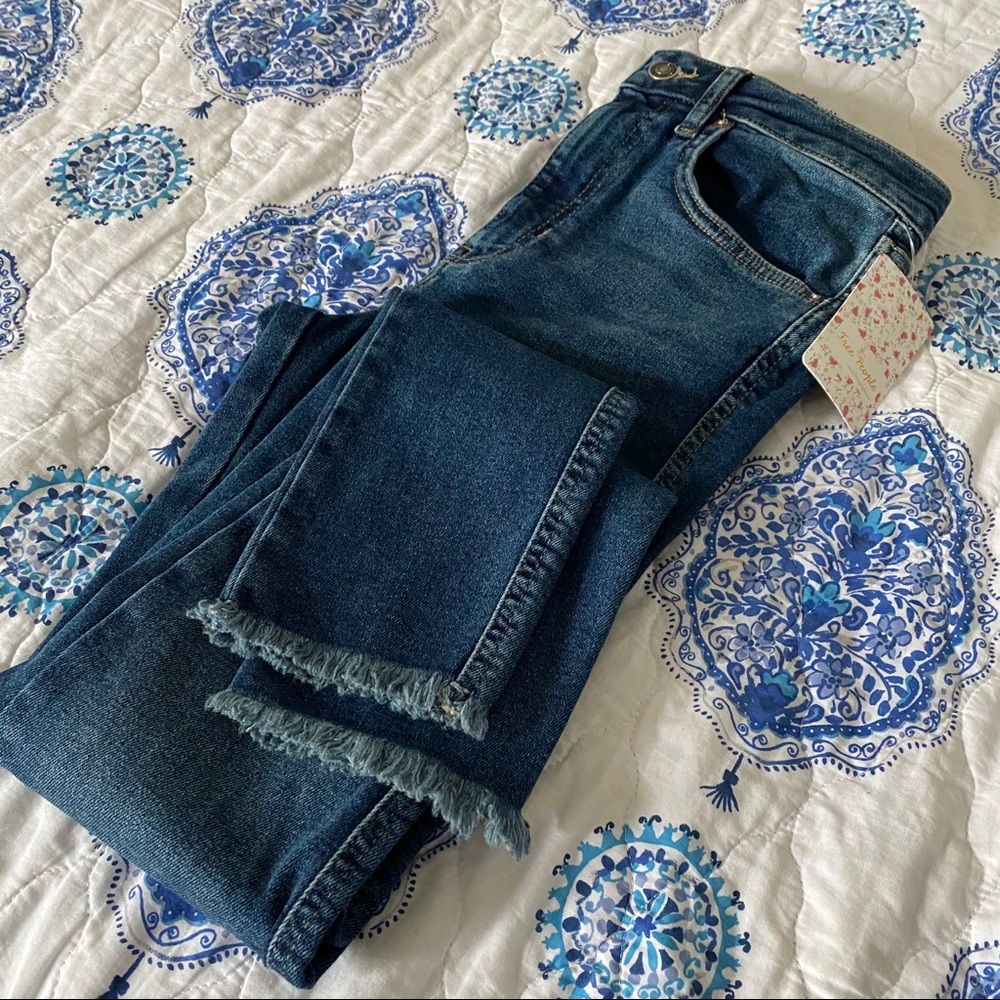 Free People High Waisted Raw Hem Legging Jeans